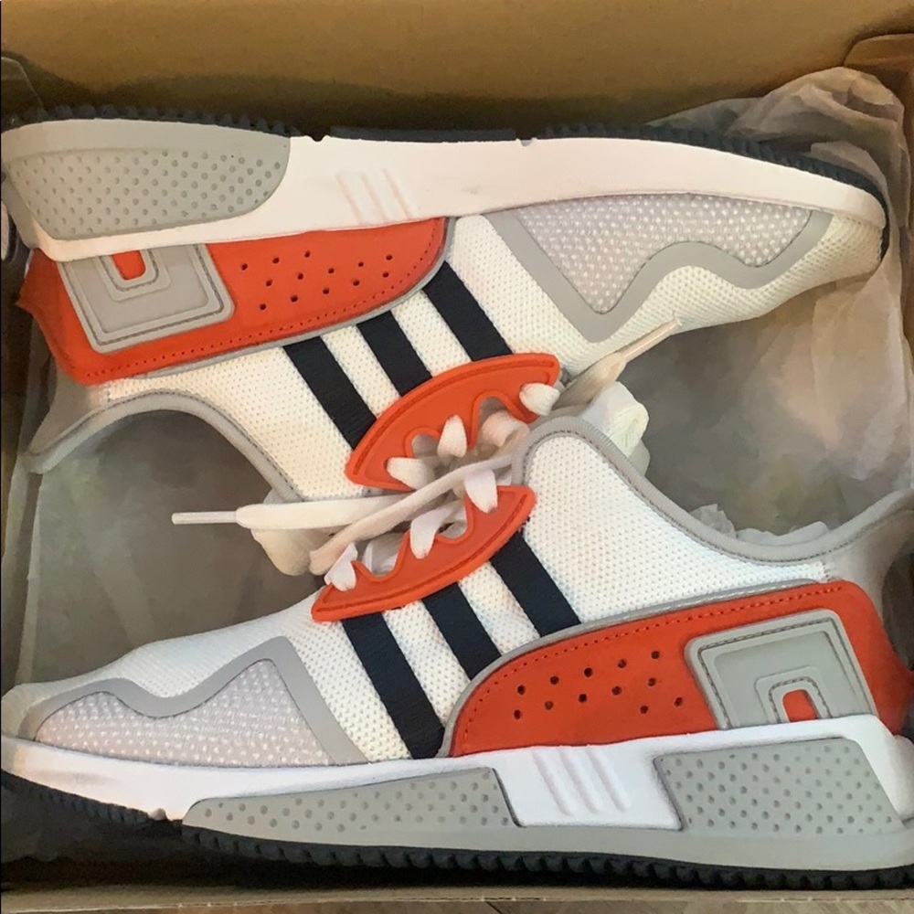 EQT CUSHION ADV